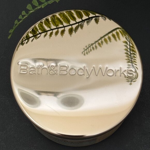 BBW Vanilla Romance Bath & Body Works 3 Wick Candle - Picture 8 of 10